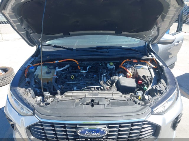 1FMCU0E17PUB03966 Ford Escape Phev