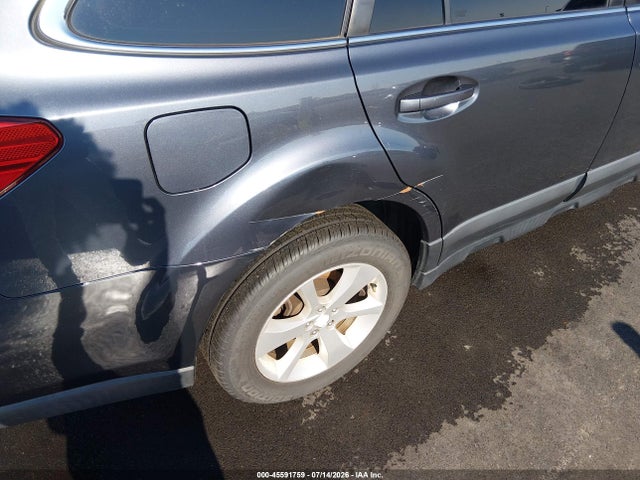 Продаж на аукціоні авто 2014 Subaru Outback 2.5i Premium, vin: 4S4BRBCC2E3229927, номер лоту: 45591759