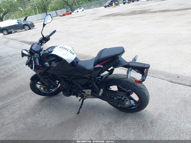 Kawasaki Er650 P 2025 ML5EREP13SDAF8809 Image 3