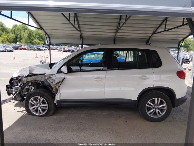 Продаж на аукціоні авто 2014 Volkswagen Tiguan S, vin: WVGBV3AX3EW615049, номер лоту: 45591794
