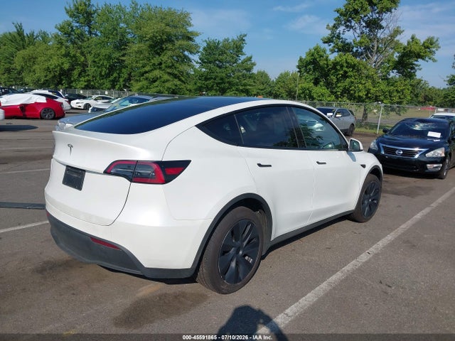 7SAYGDED8SF226134 Tesla Model Y Long Range Dual Motor Rear-wheel Drive