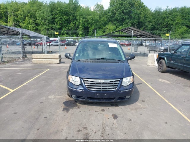 Продажа на аукционе авто 2005 Chrysler Town & Country Touring, vin: 2C4GP54L95R491290, номер лота: 45591935