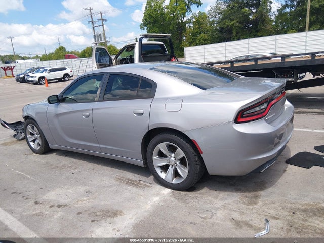 45591936 :رقم المزاد ، 2C3CDXBG9FH748727 vin ، 2015 Dodge Charger Se مزاد بيع