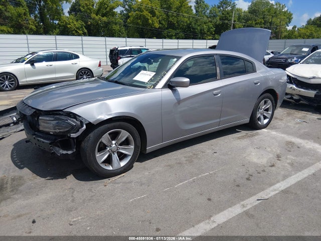 45591936 :رقم المزاد ، 2C3CDXBG9FH748727 vin ، 2015 Dodge Charger Se مزاد بيع