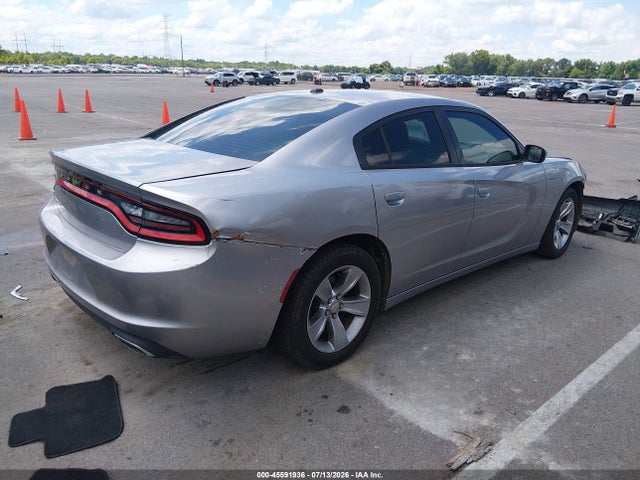 45591936 :رقم المزاد ، 2C3CDXBG9FH748727 vin ، 2015 Dodge Charger Se مزاد بيع