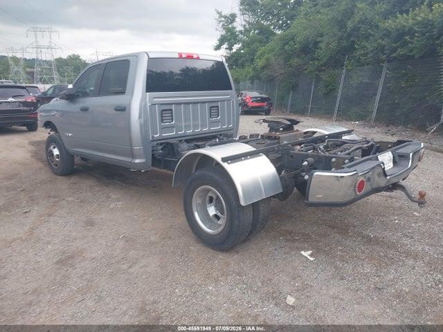 45591949 :رقم المزاد ، 3C63RRHL0NG414718 vin ، 2022 Ram 3500 Big Horn  4x4 8' Box مزاد بيع