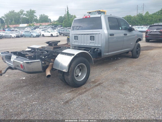 45591949 :رقم المزاد ، 3C63RRHL0NG414718 vin ، 2022 Ram 3500 Big Horn  4x4 8' Box مزاد بيع