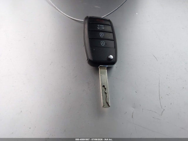 3KPA25AD9ME412959 KIA Rio 5-door S