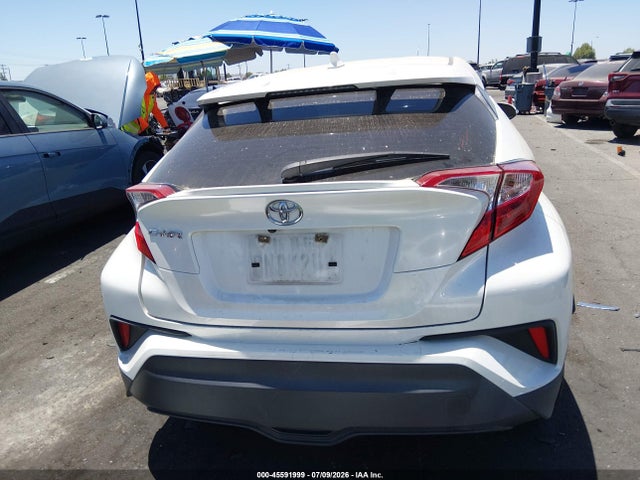 Toyota C-HR XLE 2019 JTNKHMBX3K1060642 Image 17