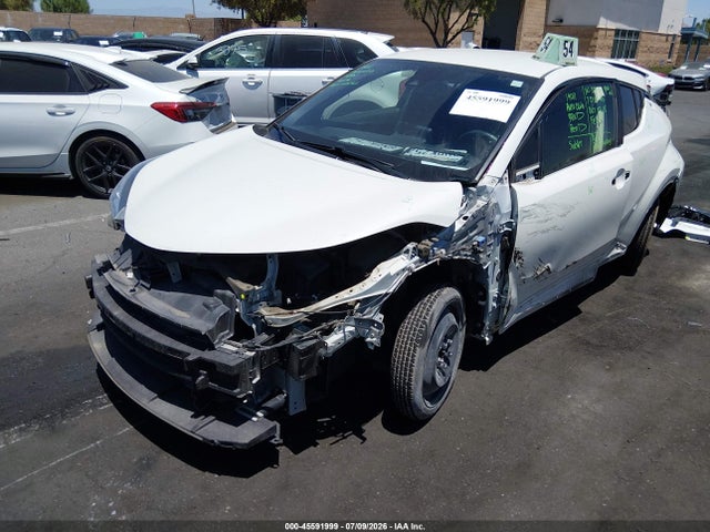 Toyota C-HR XLE 2019 JTNKHMBX3K1060642 Image 6