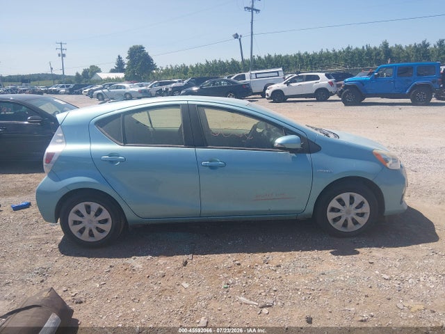 45592066 :رقم المزاد ، JTDKDTB39D1054869 vin ، 2013 Toyota Prius C Three مزاد بيع