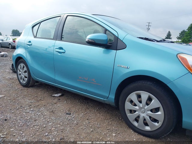 45592066 :رقم المزاد ، JTDKDTB39D1054869 vin ، 2013 Toyota Prius C Three مزاد بيع