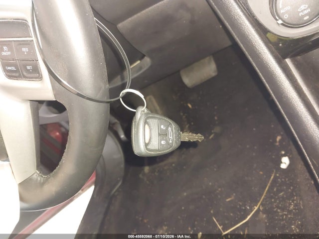 2014 Chrysler 200 Touring მანქანა იყიდება აუქციონზე, vin: 1C3CCBBB7EN197827, აუქციონის ნომერი: 45592068