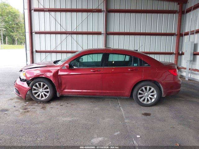 2014 Chrysler 200 Touring მანქანა იყიდება აუქციონზე, vin: 1C3CCBBB7EN197827, აუქციონის ნომერი: 45592068