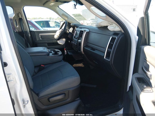 45592090 :رقم المزاد ، 1C6RR7LG4HS568063 vin ، 2017 Ram 1500 Slt مزاد بيع