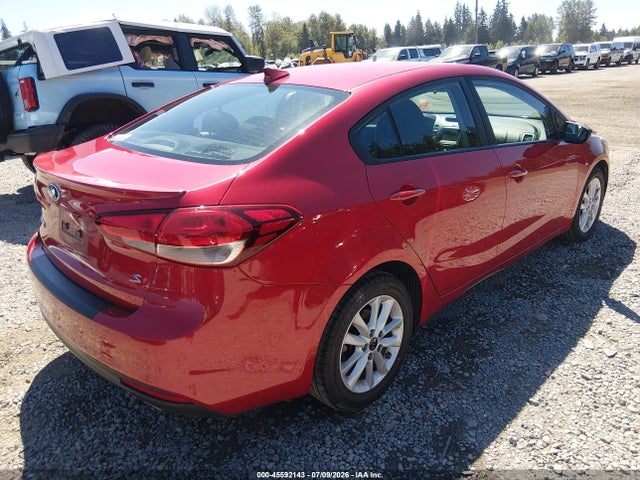 2017 Kia Forte S მანქანა იყიდება აუქციონზე, vin: 3KPFL4A74HE155819, აუქციონის ნომერი: 45592143
