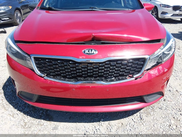 2017 Kia Forte S მანქანა იყიდება აუქციონზე, vin: 3KPFL4A74HE155819, აუქციონის ნომერი: 45592143
