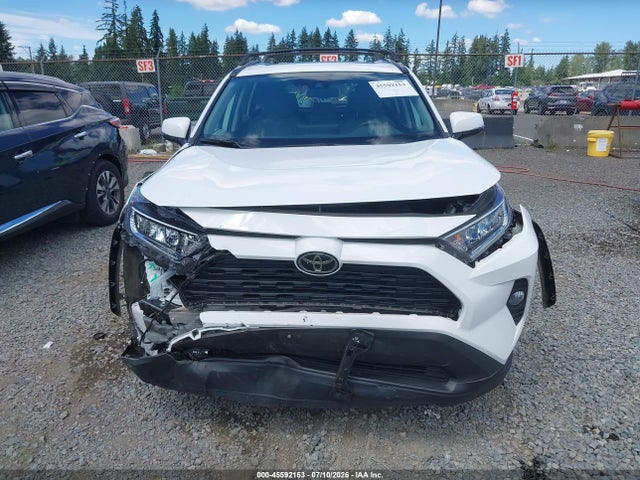 2T3A1RFV6LC133209 Toyota Rav4 Xle Premium
