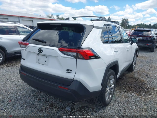 2T3A1RFV6LC133209 Toyota Rav4 Xle Premium