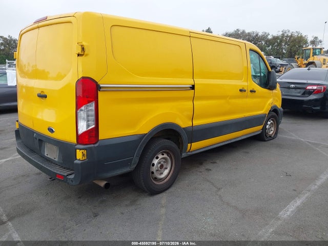Ford Transit-150 2021 1FTYE1Y87MKA08143 Image 4
