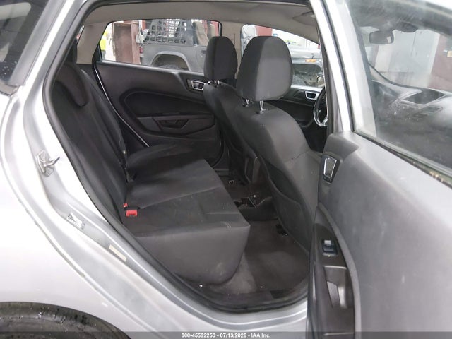 3FADP4EJ7FM213920 Ford FIESTA SE