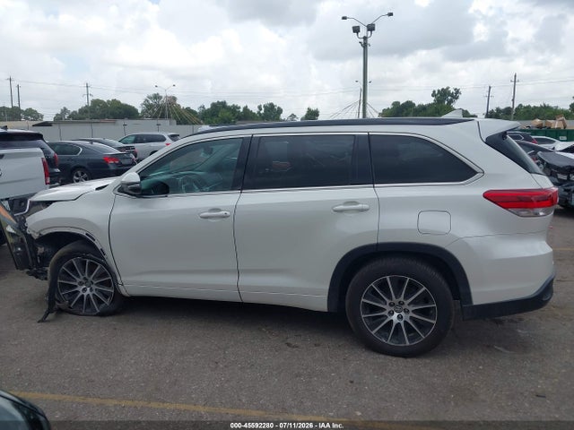 Aukcja sprzedaży 2018 Toyota Highlander Se, vin: 5TDKZRFH4JS544645, numer aukcji: 45592280