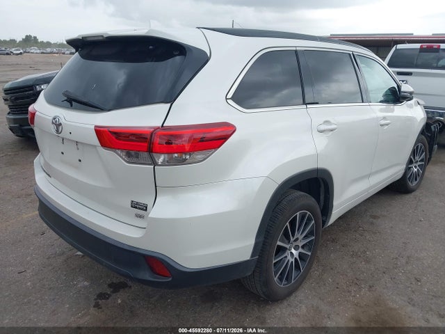Aukcja sprzedaży 2018 Toyota Highlander Se, vin: 5TDKZRFH4JS544645, numer aukcji: 45592280