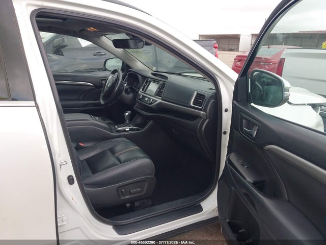 Aukcja sprzedaży 2018 Toyota Highlander Se, vin: 5TDKZRFH4JS544645, numer aukcji: 45592280