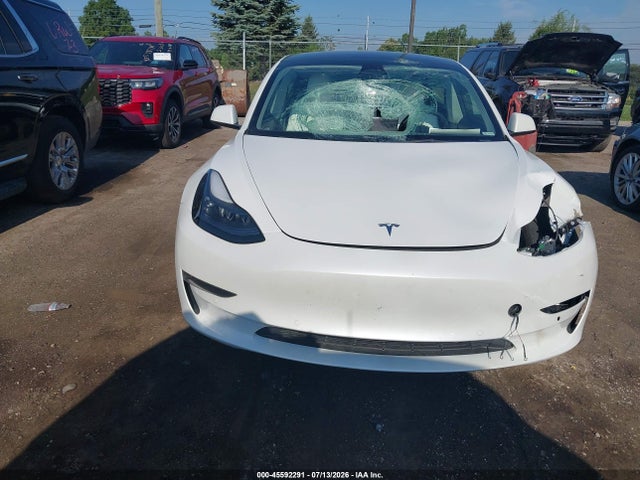 2022 Tesla Model 3 Long Range Dual Motor All-wheel Drive მანქანა იყიდება აუქციონზე, vin: 5YJ3E1EB9NF255091, აუქციონის ნომერი: 45592291