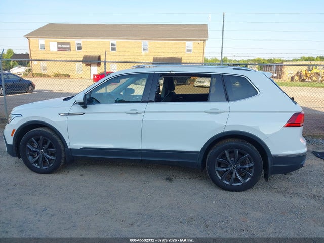 Продажа на аукционе авто 2022 Volkswagen Tiguan 2.0t Se, vin: 3VV3B7AX4NM124452, номер лота: 45592332