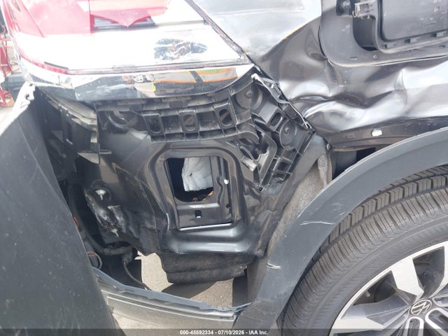 2020 Volkswagen Atlas Cross Sport 3.6l V6 Sel R-line მანქანა იყიდება აუქციონზე, vin: 1V2SE2CA7LC230307, აუქციონის ნომერი: 45592334