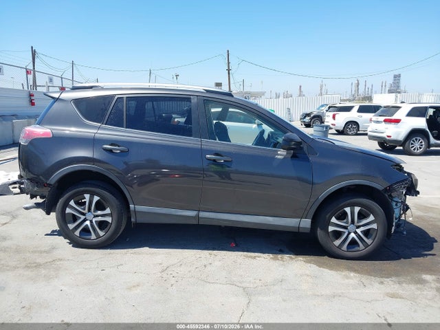 Toyota RAV4 LE 2017 JTMZFREV7HJ116476 Image 14