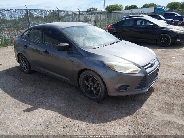 2014 1FADP3E20EL373446 main image