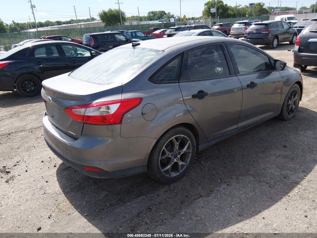 Ford FOCUS S 2014 1FADP3E20EL373446 Image 4