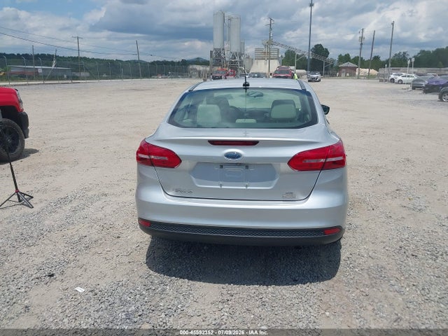 Ford FOCUS SE 2018 1FADP3FE7JL227161 Image 16