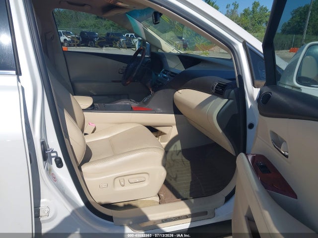 45592353 :رقم المزاد ، JTJBC1BAXB2043079 vin ، 2011 Lexus Rx 450h مزاد بيع