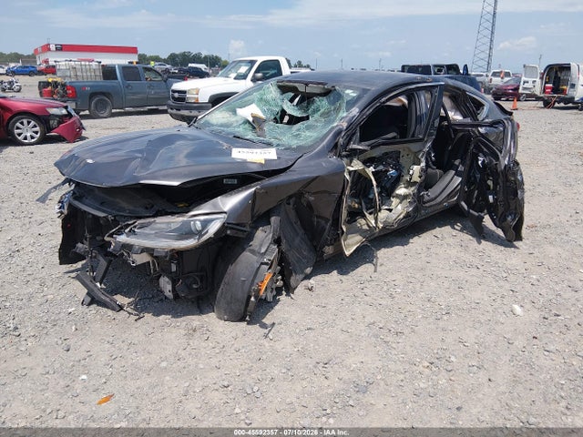 Продажа на аукционе авто 2016 Chrysler 200 Limited, vin: 1C3CCCAB5GN161967, номер лота: 45592357