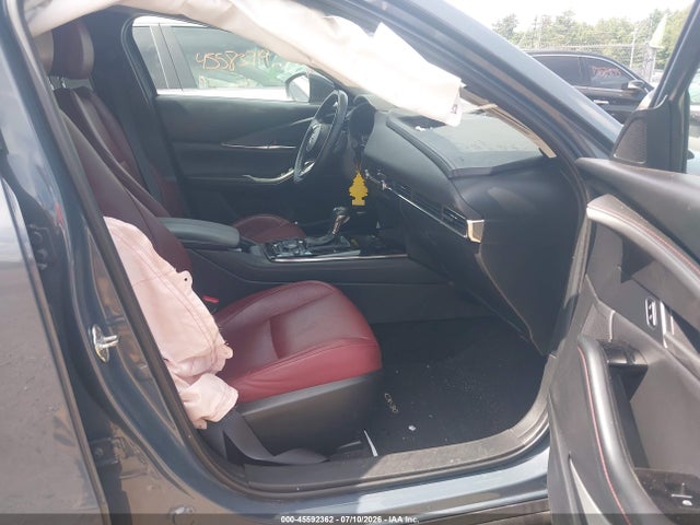 45592362 :رقم المزاد ، 3MVDMBCMXRM617687 vin ، 2024 Mazda Cx-30 Preferred مزاد بيع