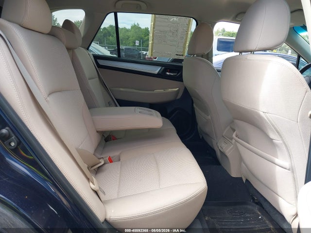 Продажа на аукционе авто 2018 Subaru Outback 2.5i Premium, vin: 4S4BSACC9J3359048, номер лота: 45592368