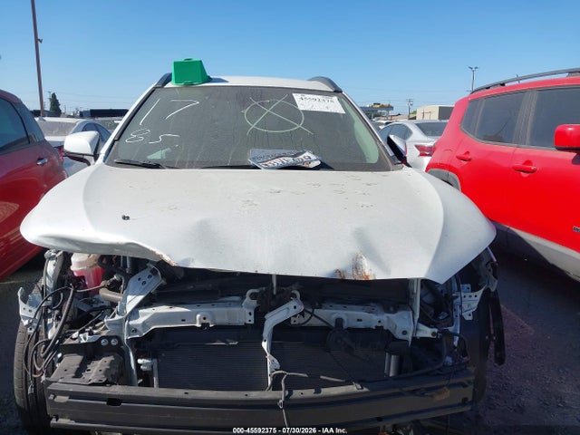 Toyota Corolla Cross Le 2022 7MUCAAAG7NV016816 Image 13