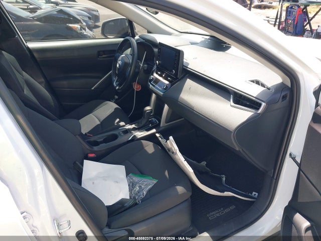 Toyota Corolla Cross Le 2022 7MUCAAAG7NV016816 Image 5