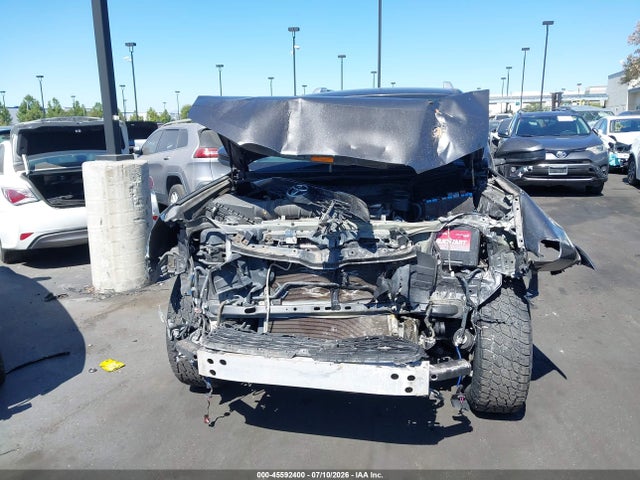 Toyota 4RUNNER SR5 2016 JTEZU5JR5G5139037 Image 12