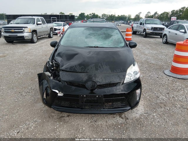 JTDKN3DU6F1903992 Toyota Prius Two
