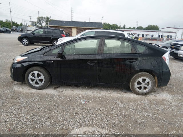 JTDKN3DU6F1903992 Toyota Prius Two