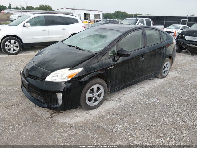 JTDKN3DU6F1903992 Toyota Prius Two