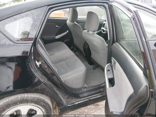 JTDKN3DU6F1903992 Toyota Prius Two