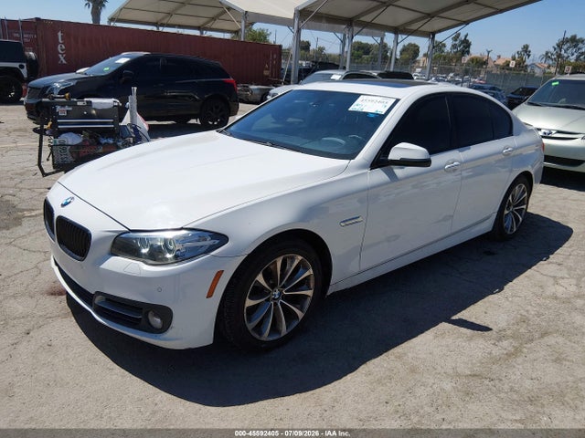 BMW 528I 2015 WBA5A5C52FD516608 Image 2