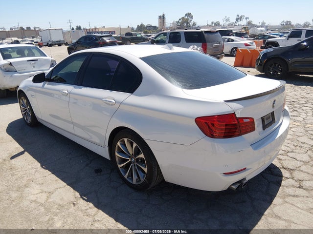 Продажа на аукционе авто 2015 Bmw 528i, vin: WBA5A5C52FD516608, номер лота: 45592405