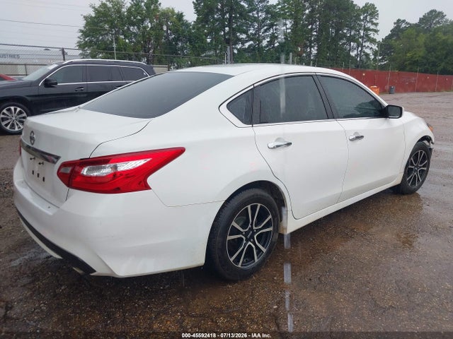 1N4AL3AP9HN350711 Nissan Altima 2.5 S