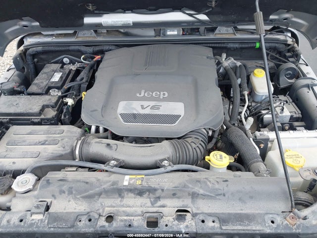 1C4HJWEG4JL900652 Jeep Wrangler Jk Unlimited Sahara